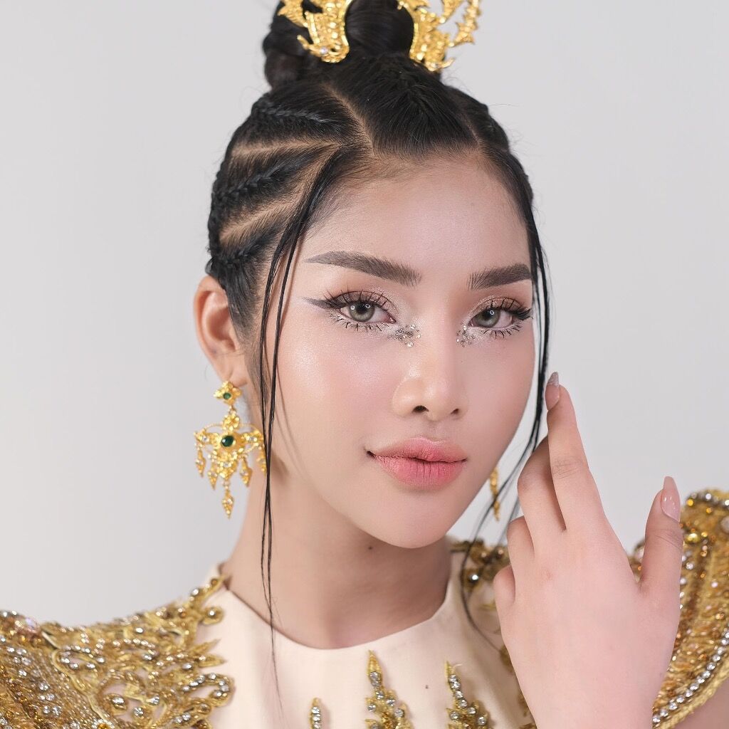 ហ៊ិន លីដា / Hin Lida ( L-DA )