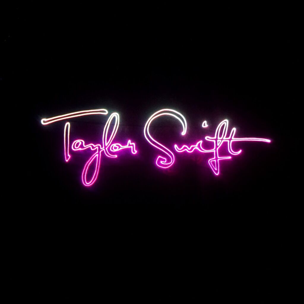 Laser Taylor Swift 