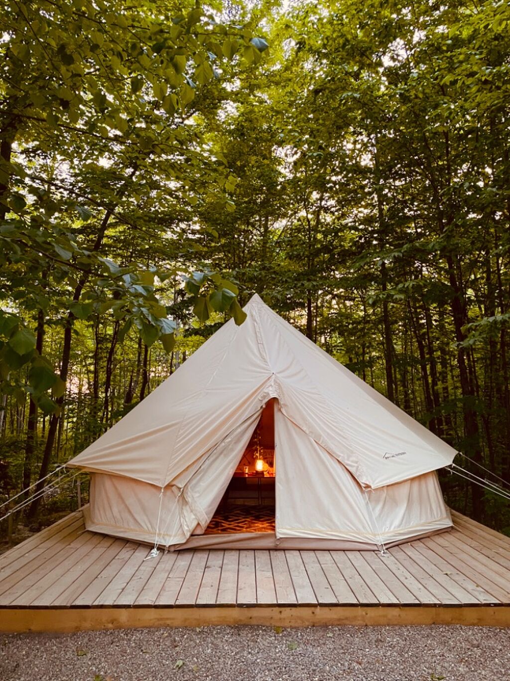 The Grotto Getaway Glamp (Tents, RVs and Trailers)