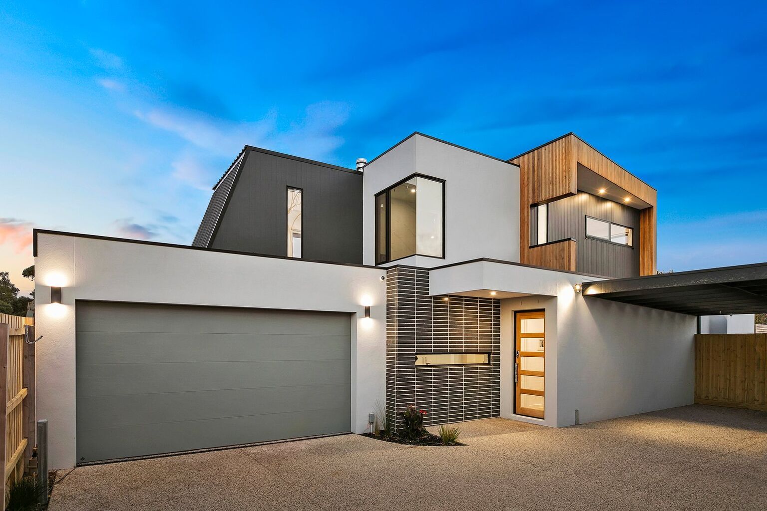 2/4 Inga Court Chelsea