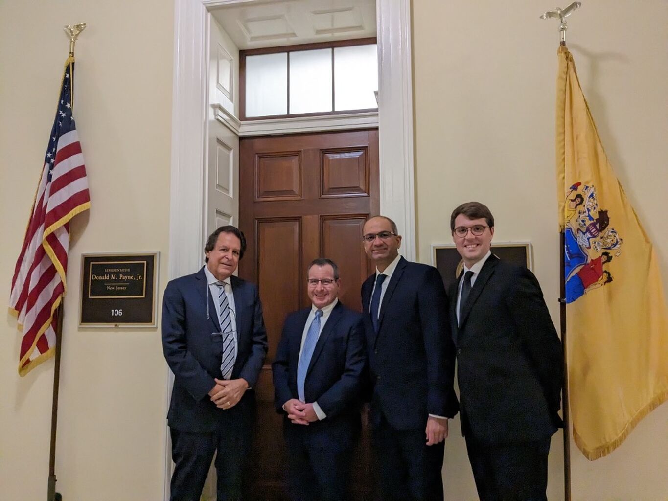 Prostate Specialists Deliver Capitol Hill Briefing on Innovative PAE Procedure to Improve Men&rsquo;s Health