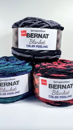 Color pooling yarn