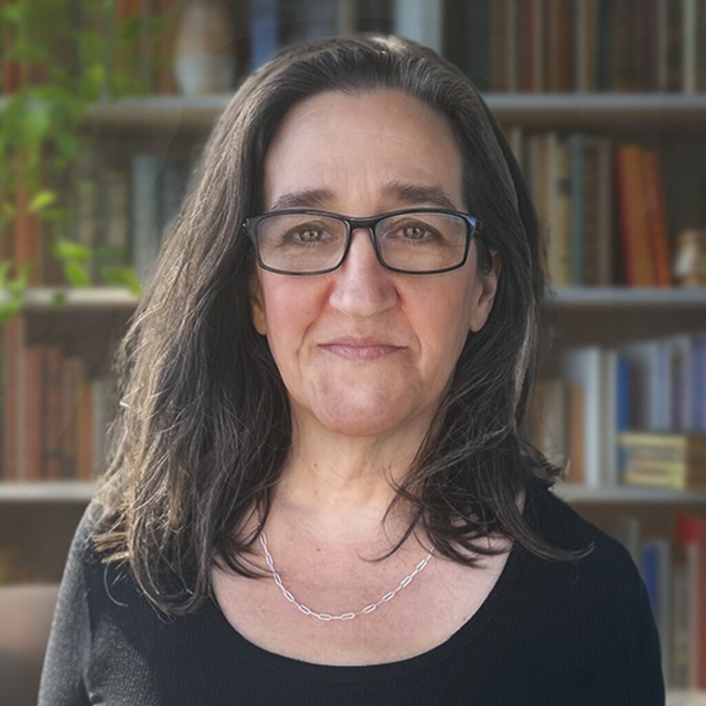 Maya Bairey, Romance Author