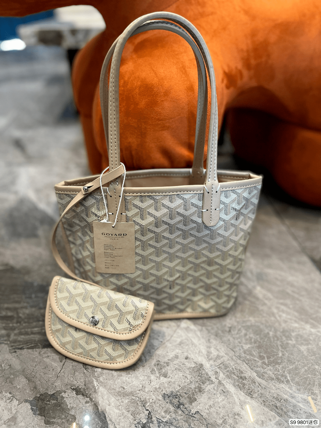 Facsimile Goyard