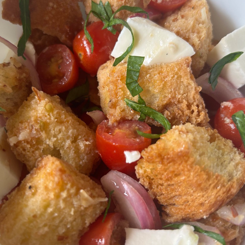 A Tangy Tuscan Salad &mdash; Panzanella