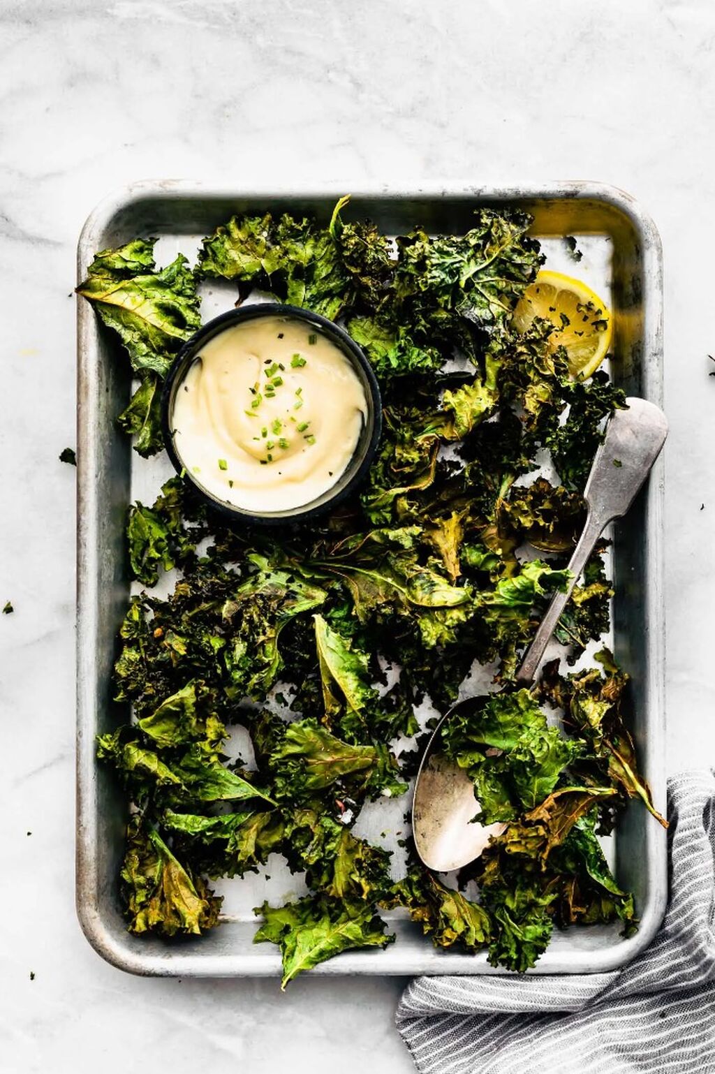 Air fryer kale chips 