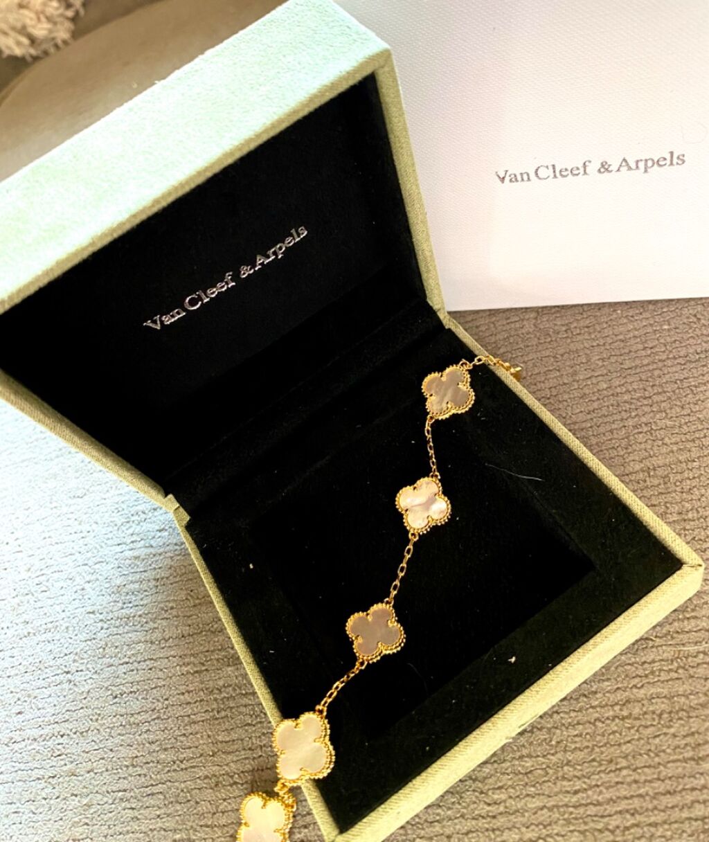 Can Cleef Bracelet