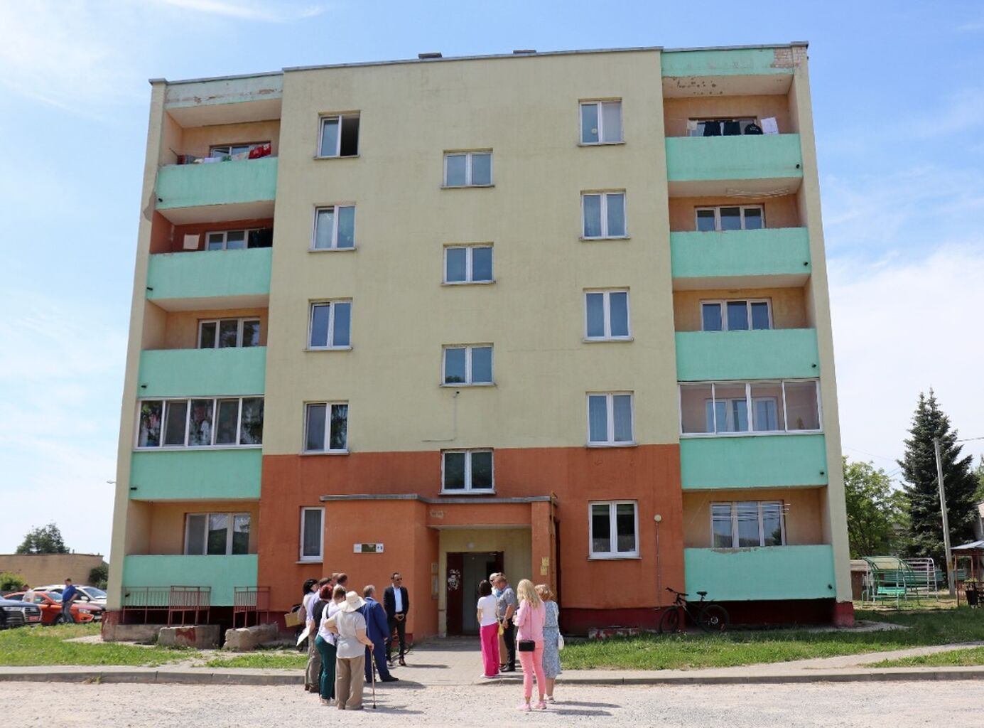 Повышение энергоэффективности в жилых зданиях.