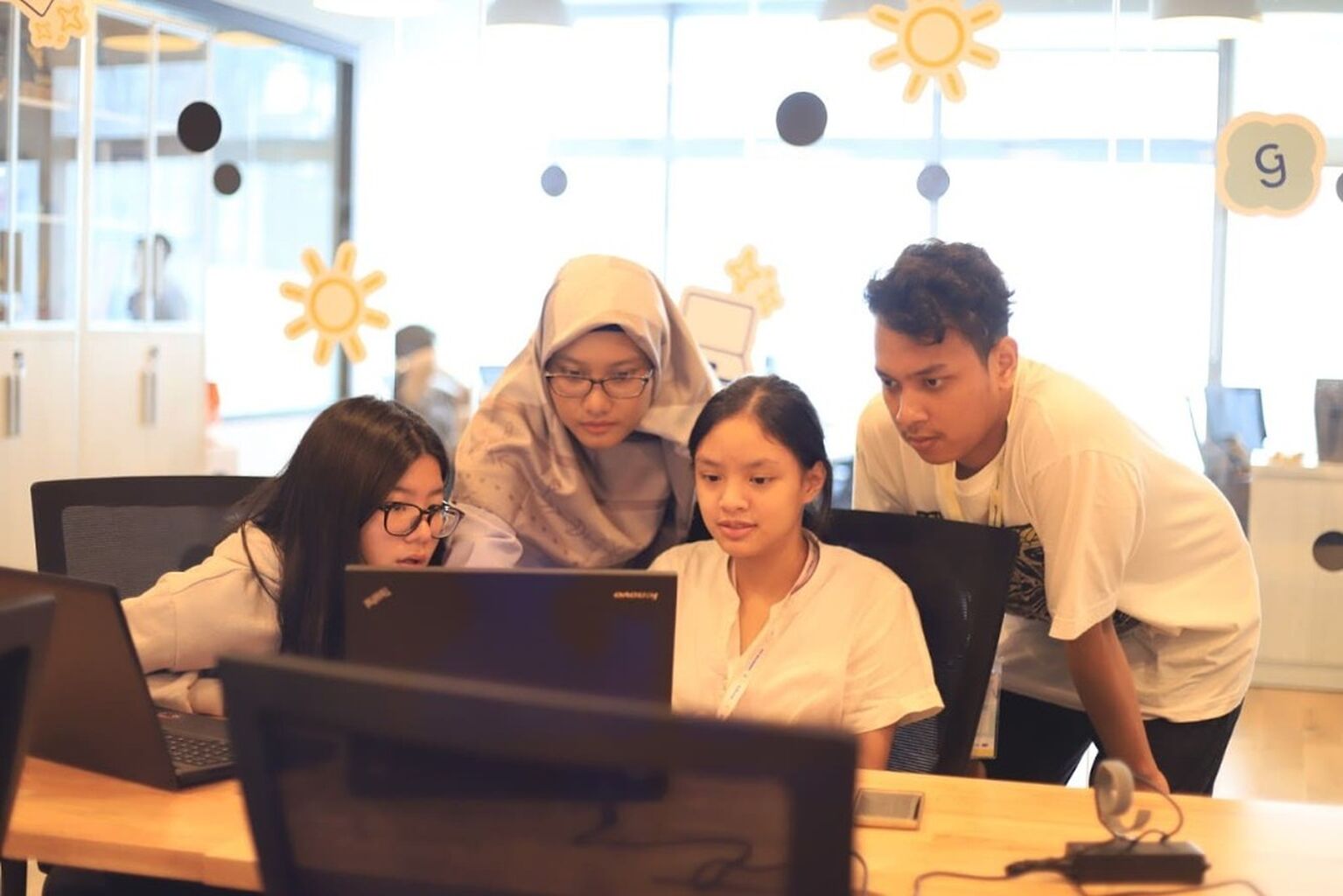 🪙Yuk, Bangun 500.000 Perempuan Teknologi di Indonesia🗳️
