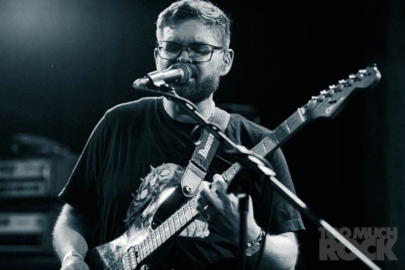 Press // TooMuchRock