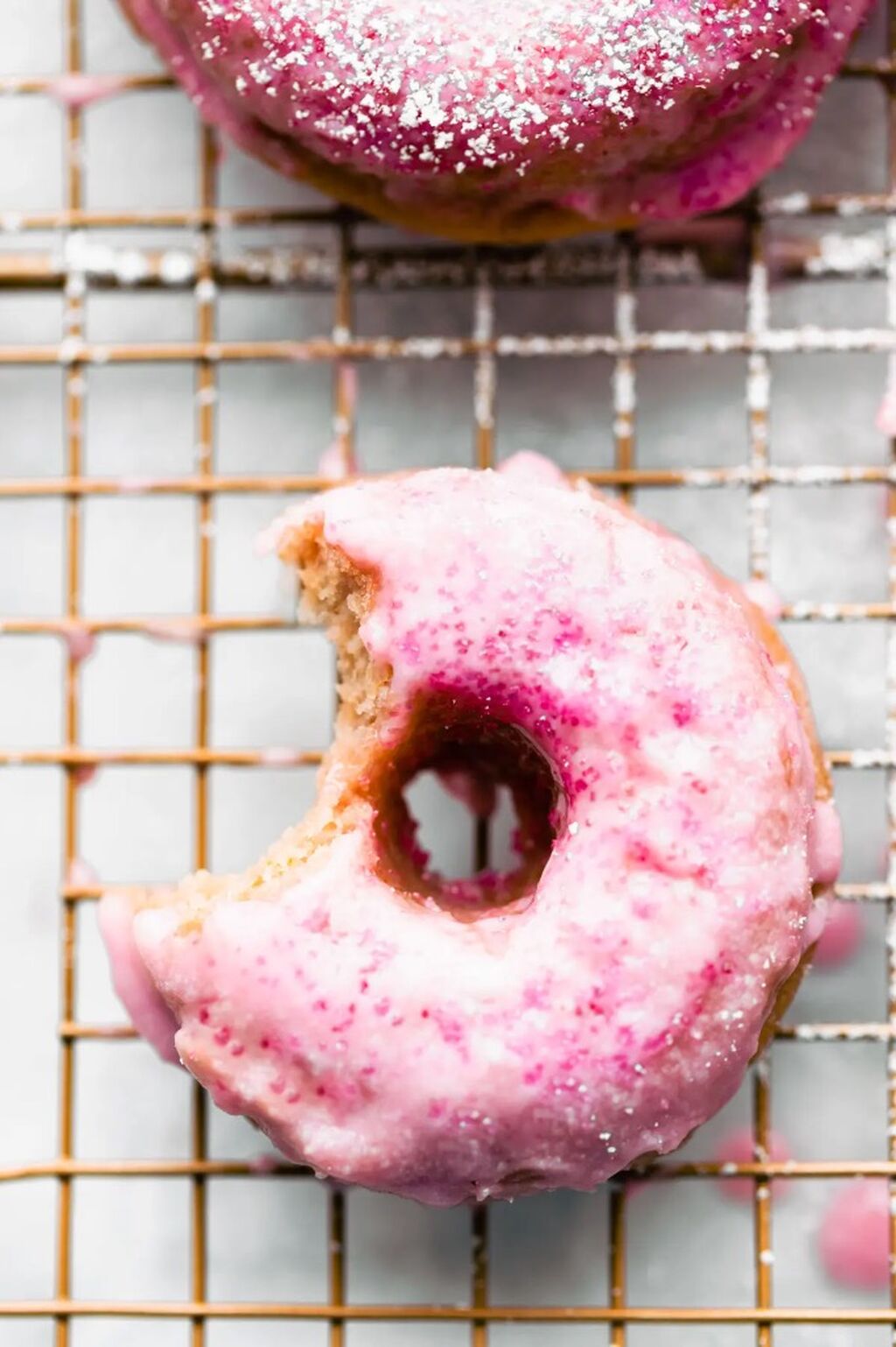 Baked strawberry donuts 