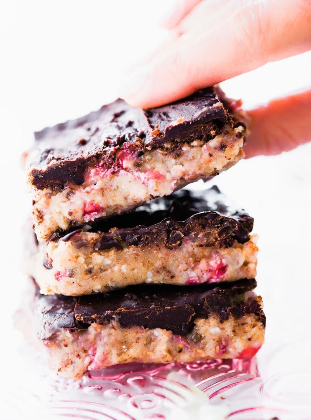 Chocolate almond no bake protein bars 
