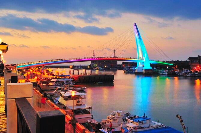 Taipei Heritage: Tamsui Old Street & Fisherman's Wharf & Beitou Hot Spring