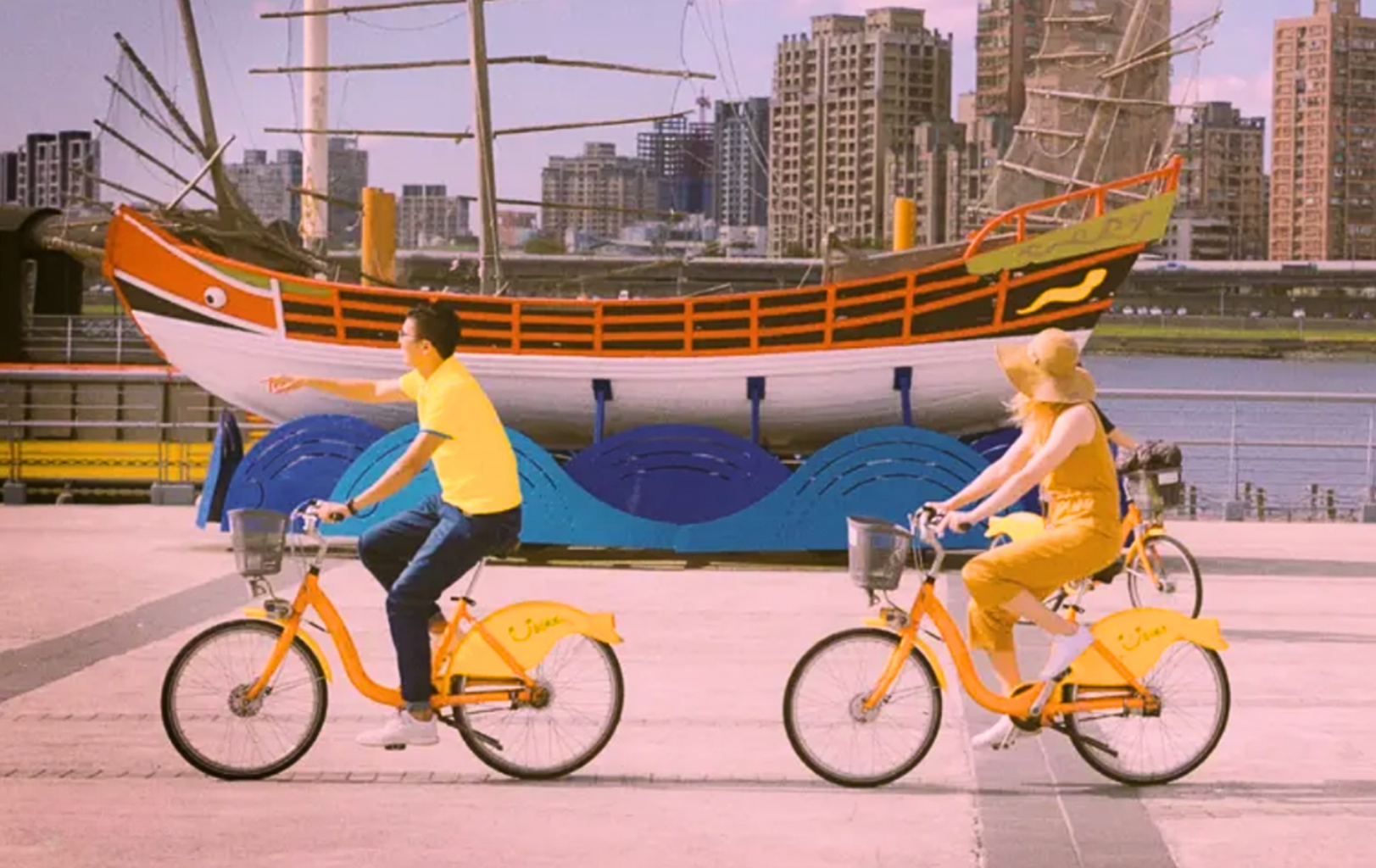 Cycling Tour around Taipei Riverside Park