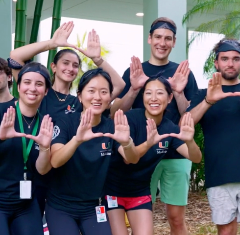 Class of 2027 Takes First Steps in Medical School Journey at Orientation