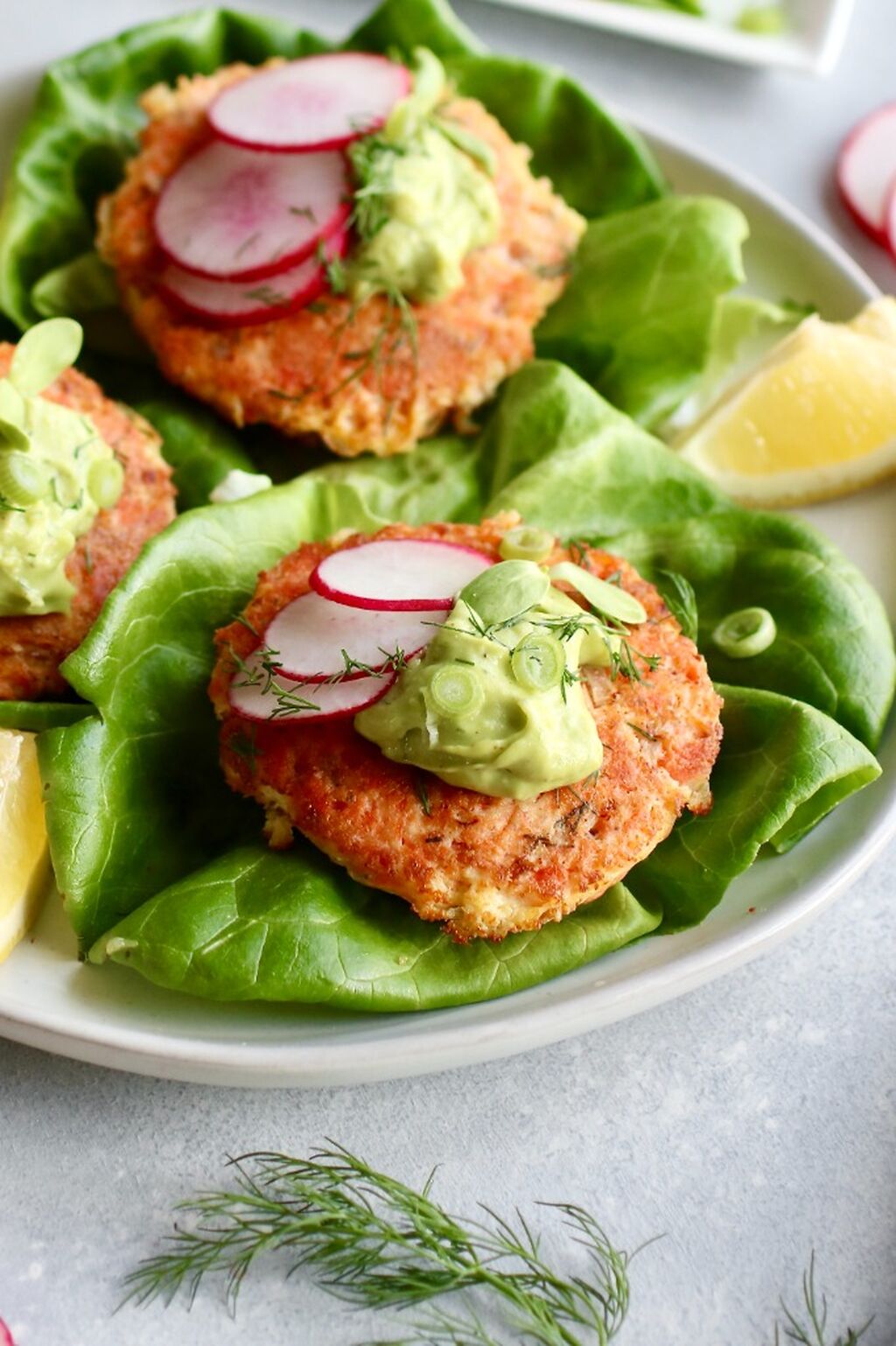 Salmon Burgers (Reel)