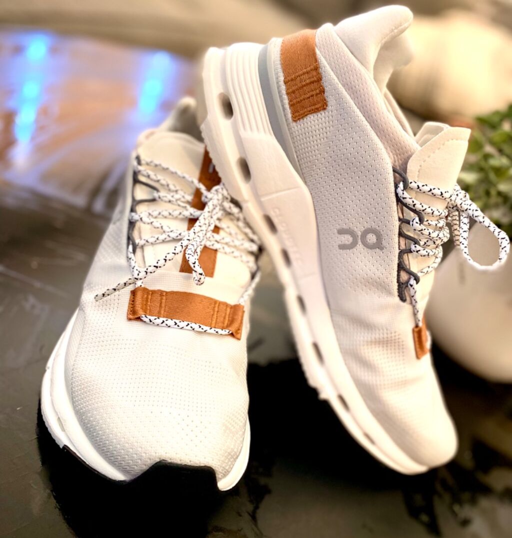 White On Cloud
