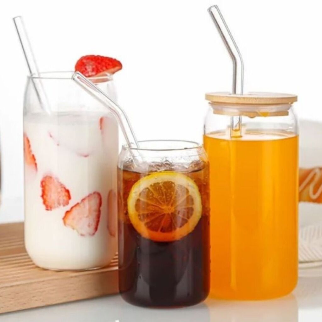 Soda Glass with Lid & Straw
