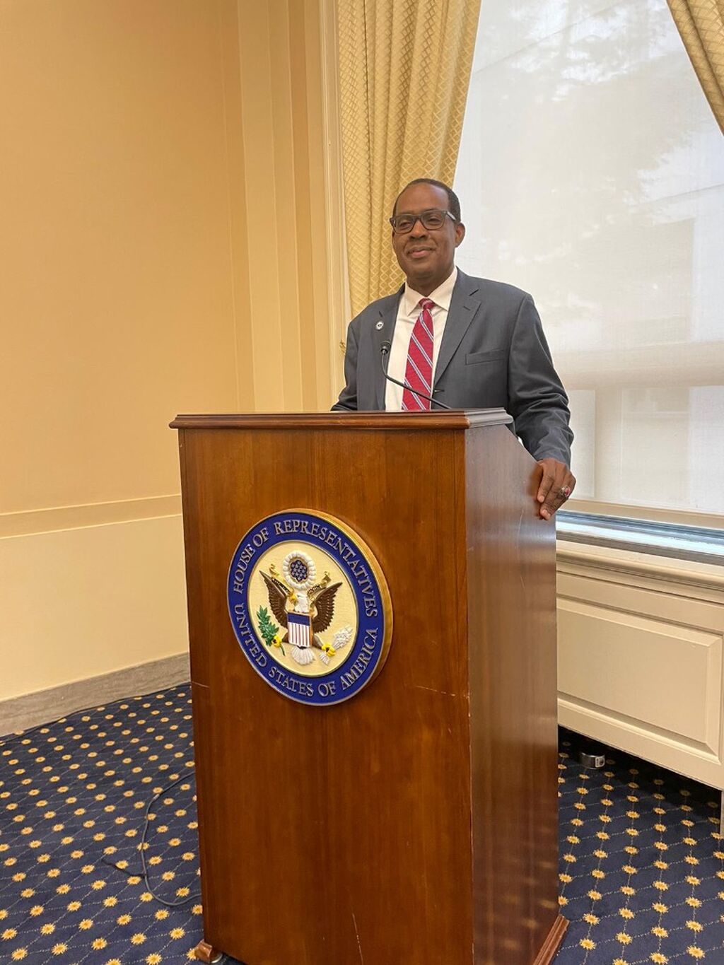 Dr. Girardin Jean-Louis Speaks on Sleep Health Equity at Congressional Briefing