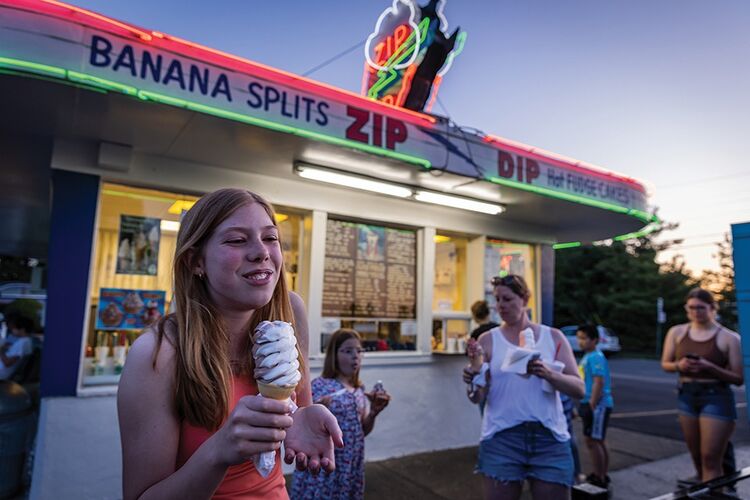 16 Roadside Ice Cream Stands in Ohio to Visit this Summer