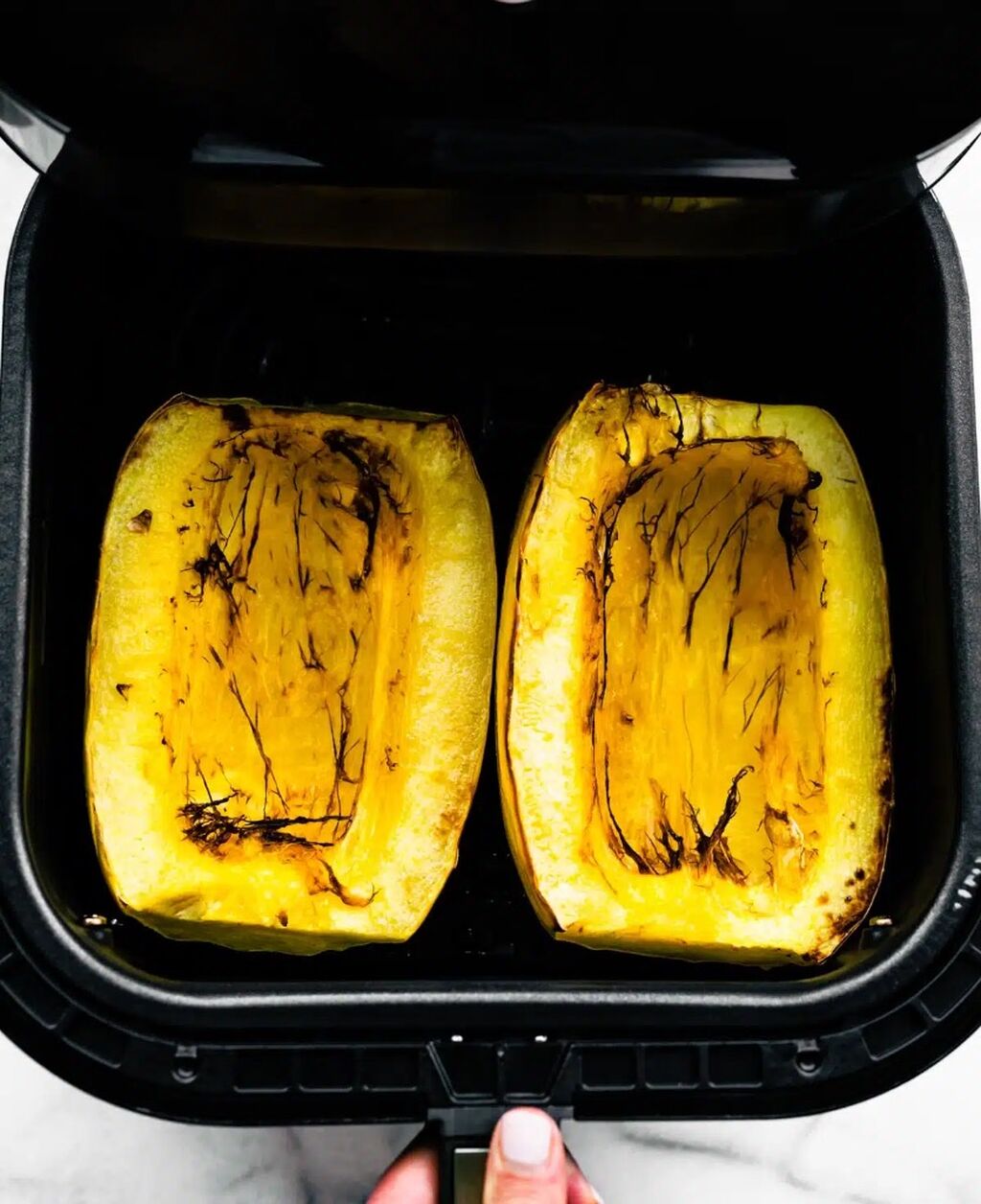 Air fryer spaghetti squash 