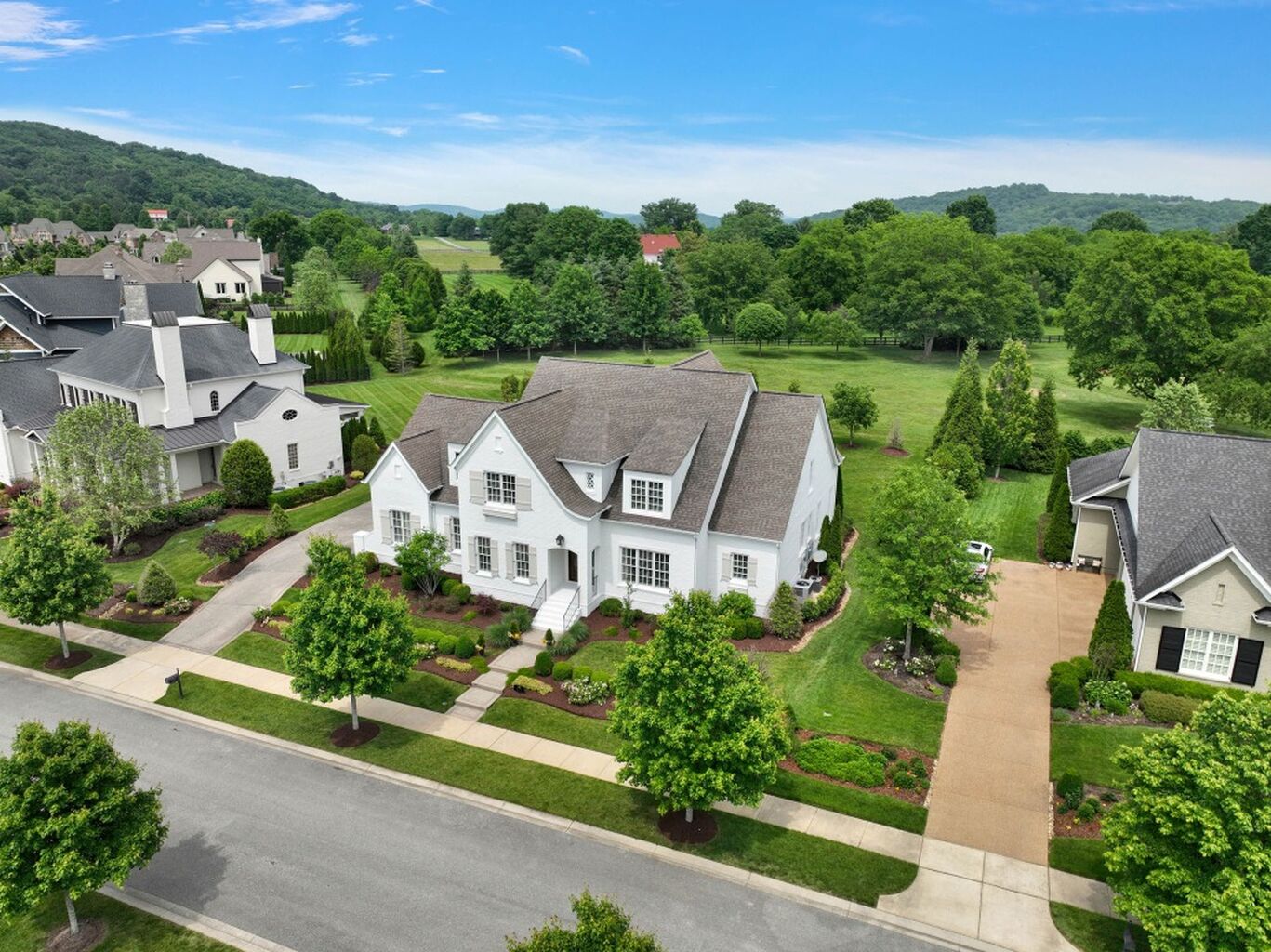 6212 Wild Heron Way