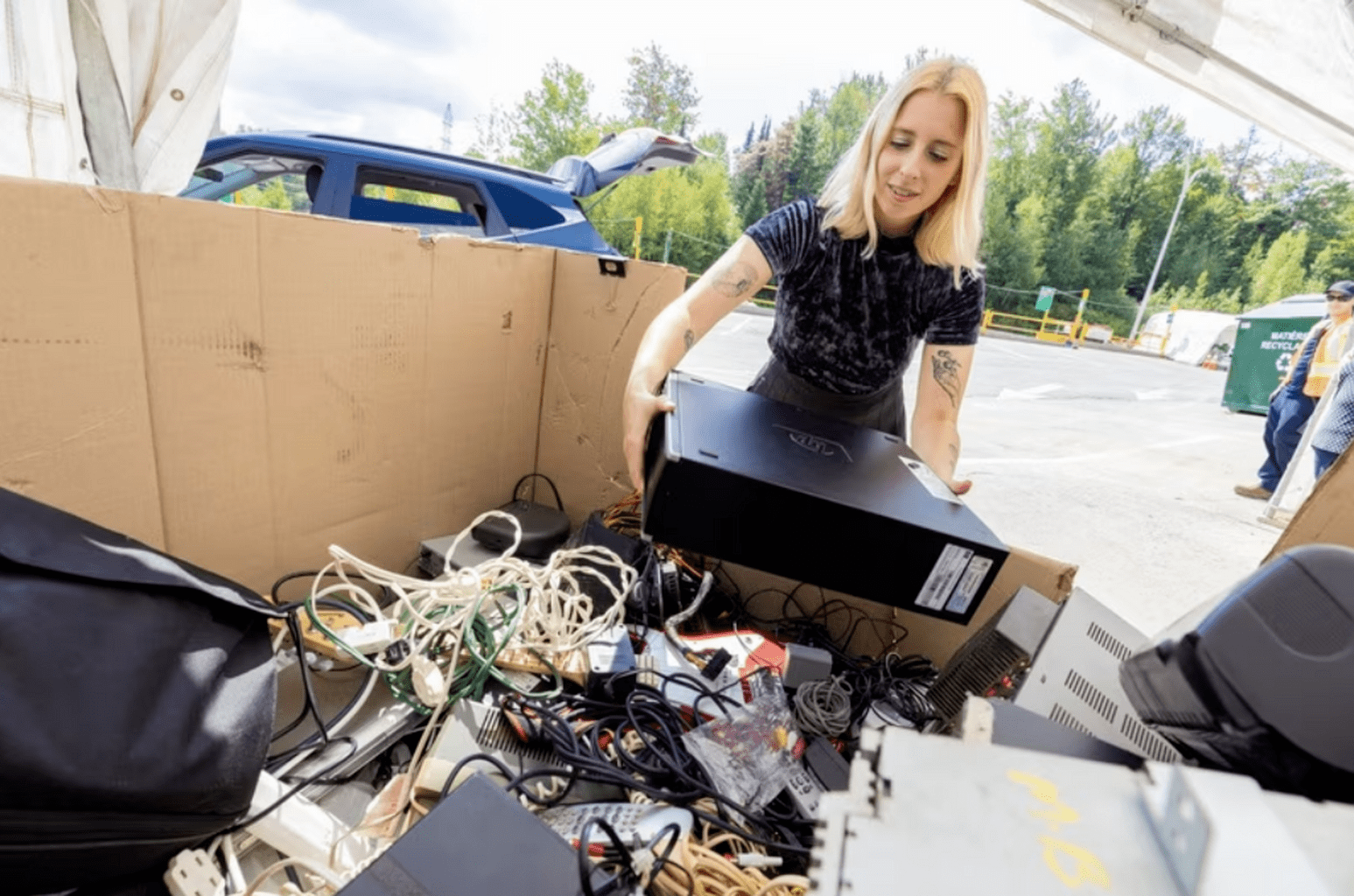 D&Eacute;CHETS &Eacute;LECTRONIQUES | De votre bureau &agrave; un r&eacute;cup&eacute;rateur&hellip; de Chicago!