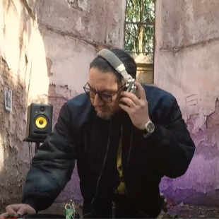 VER: DJ Buey "La Capilla" - FONDO MUSIC