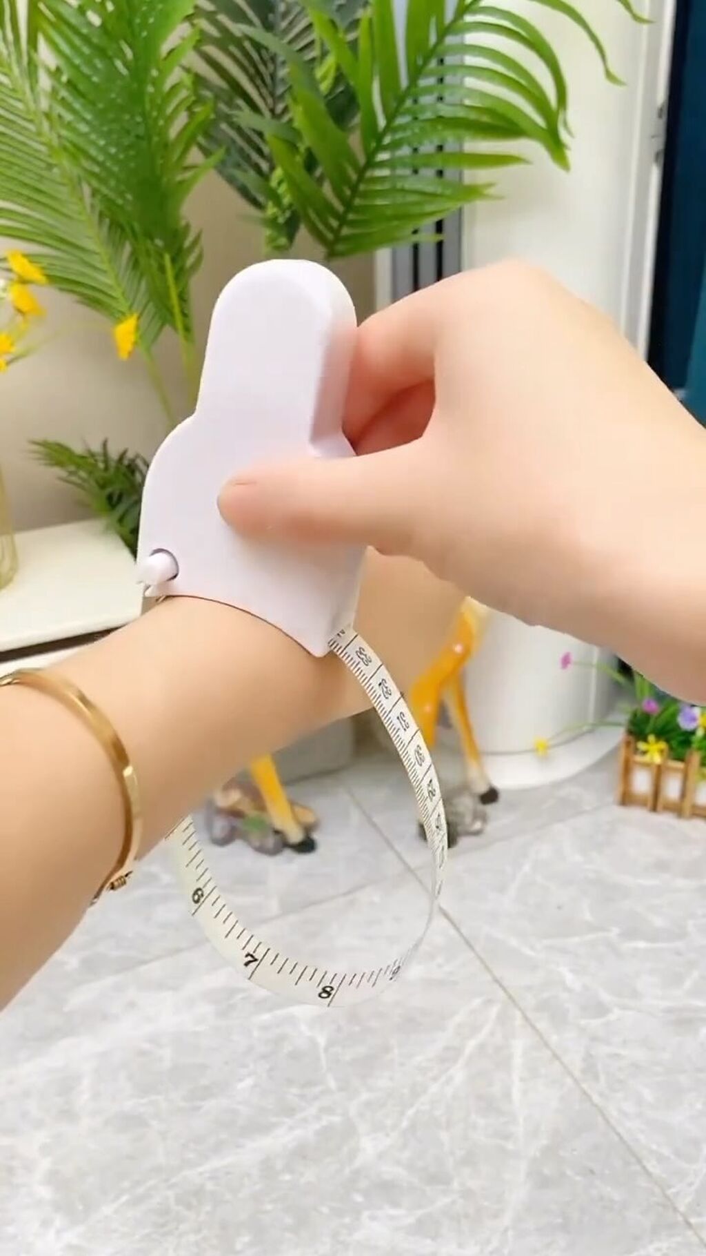 Retractable Measuring Tape