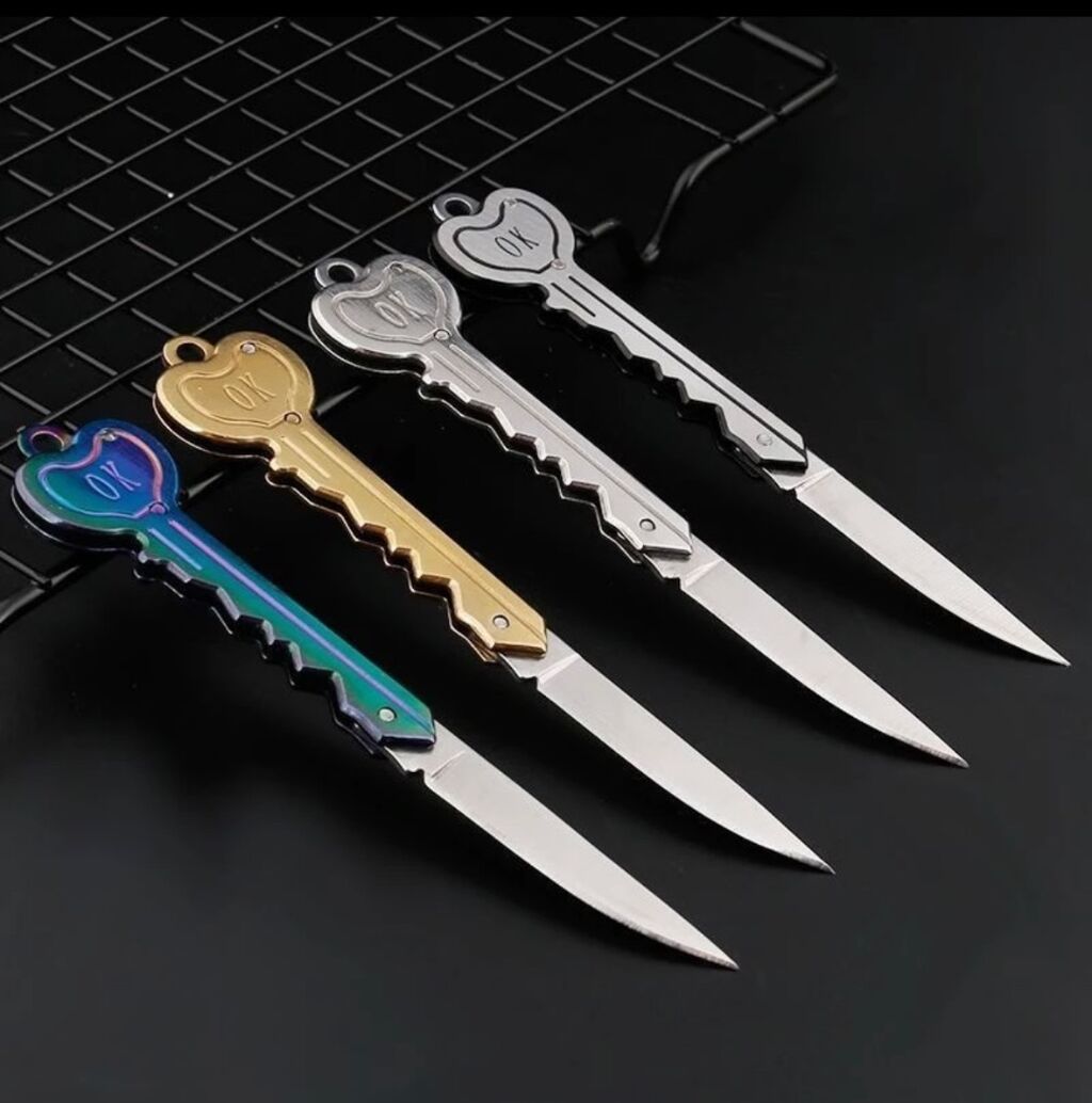 KEY SHAPED KNIFE