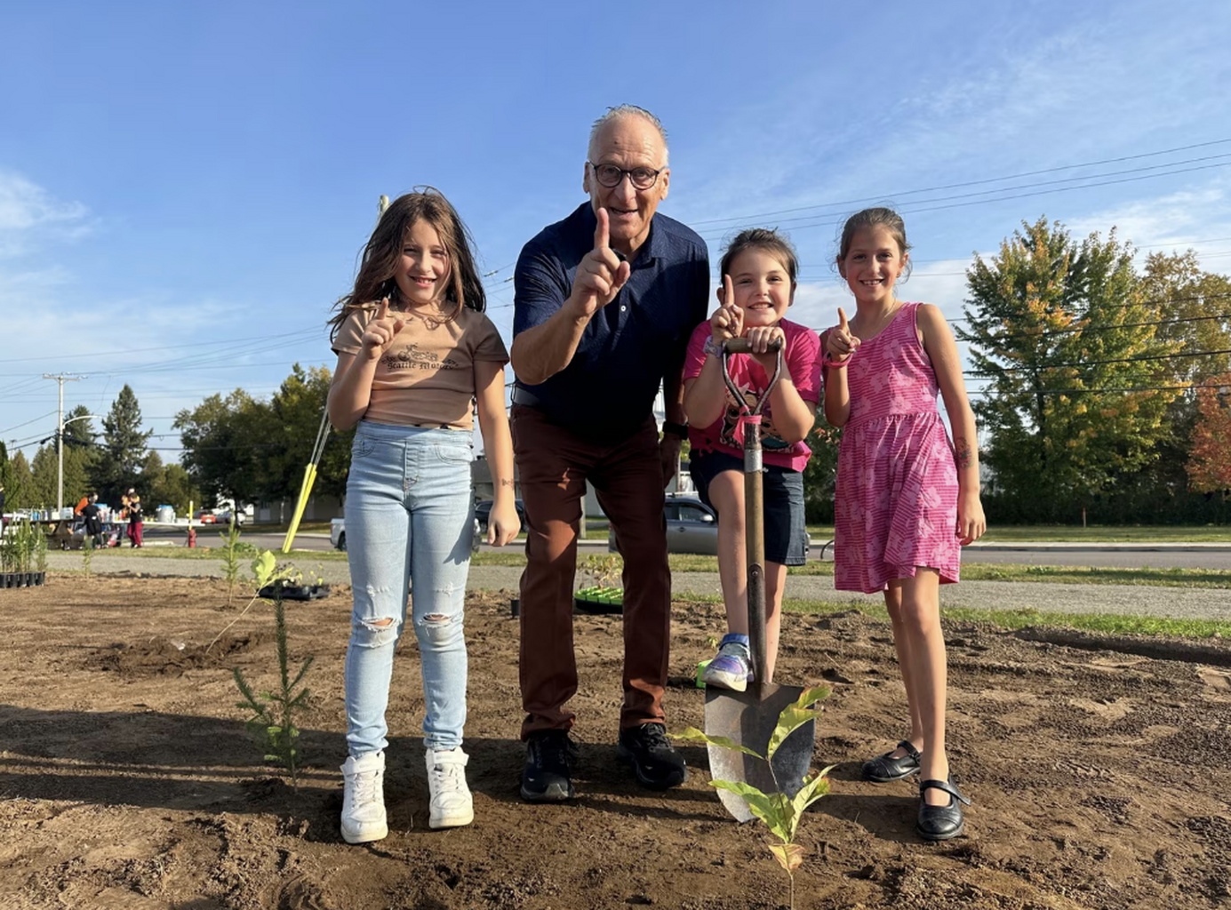 Planter une microfor&ecirc;t pour am&eacute;liorer le milieu de vie &agrave; Saint-F&eacute;licien