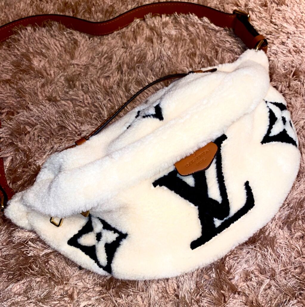 LV Sherpa Bumbag