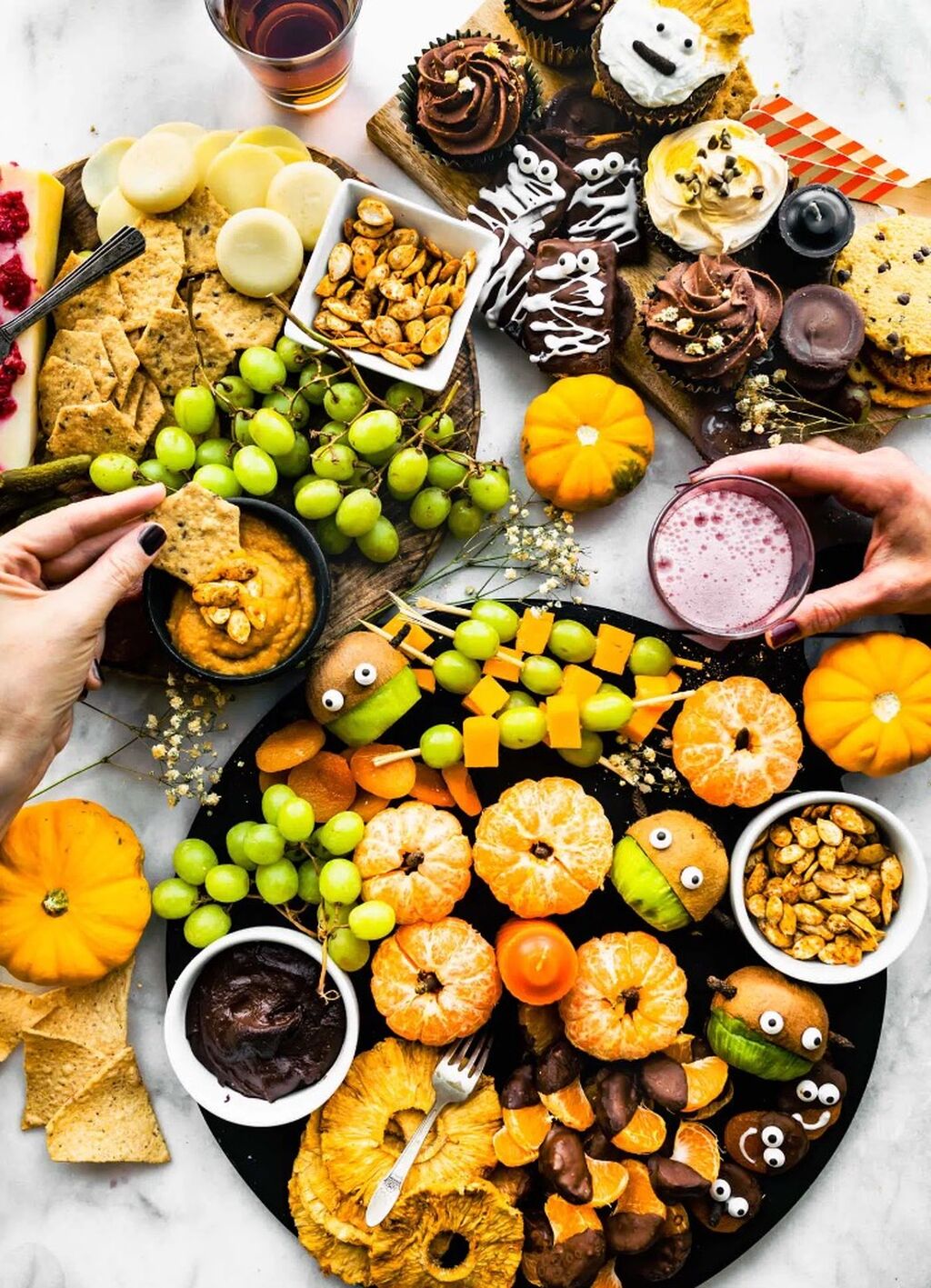 Halloween charcuterie board 