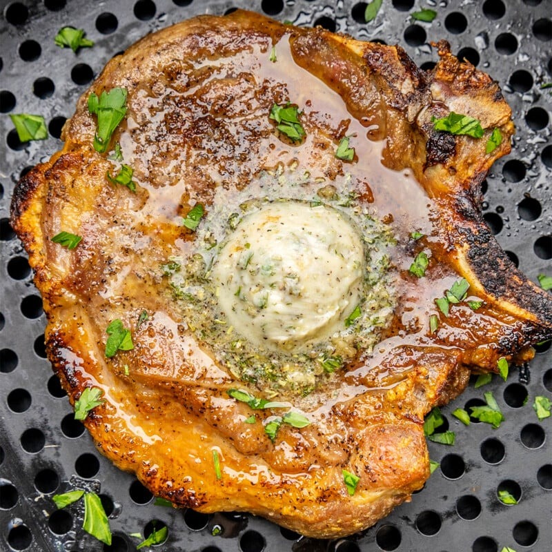 Juicy Air Fryer Pork Chops