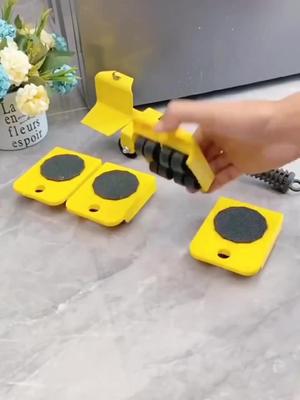 FURNITURE/APPLIANCE LIFTER