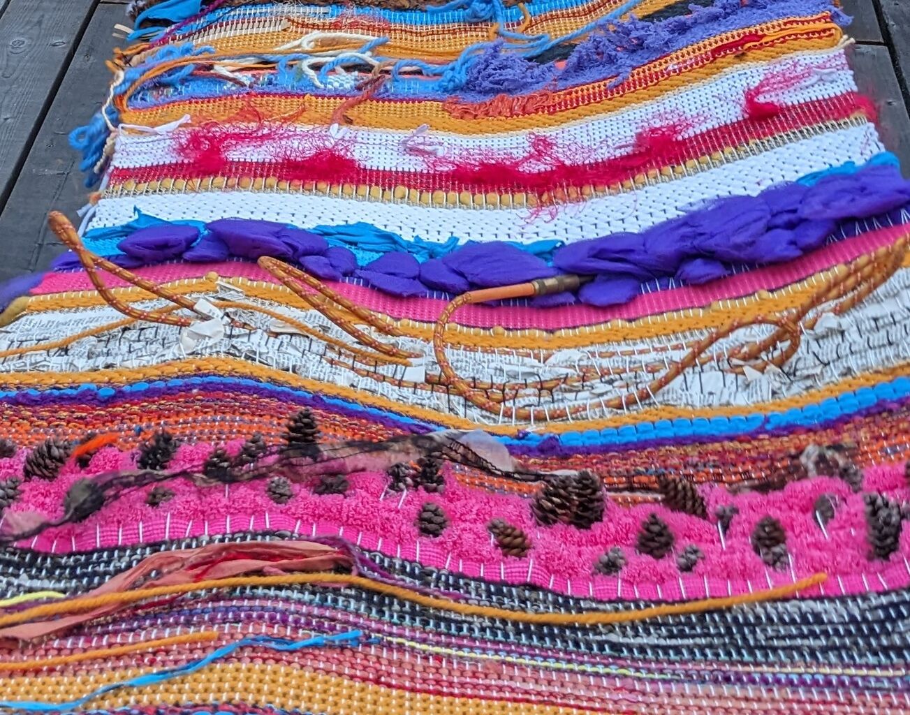 Haystack's Community Loom - Fiber Art Now | A Quarterly Magazine for Artists