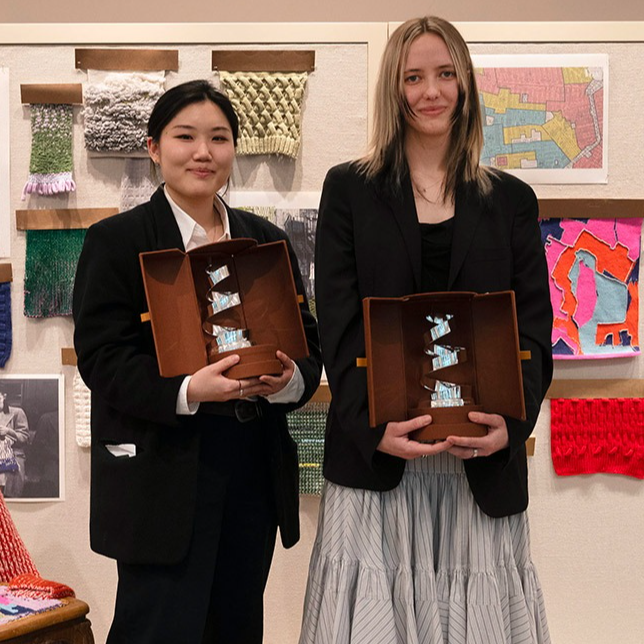  L&rsquo;Officiel article re Loro Piana Knit Design awards