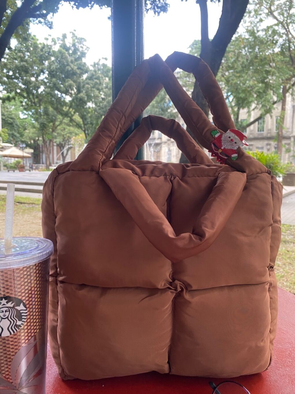 Puff tote