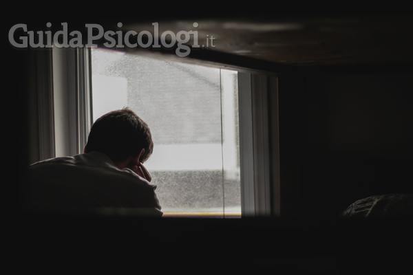 Accogliere per lasciare andare: superare il lutto