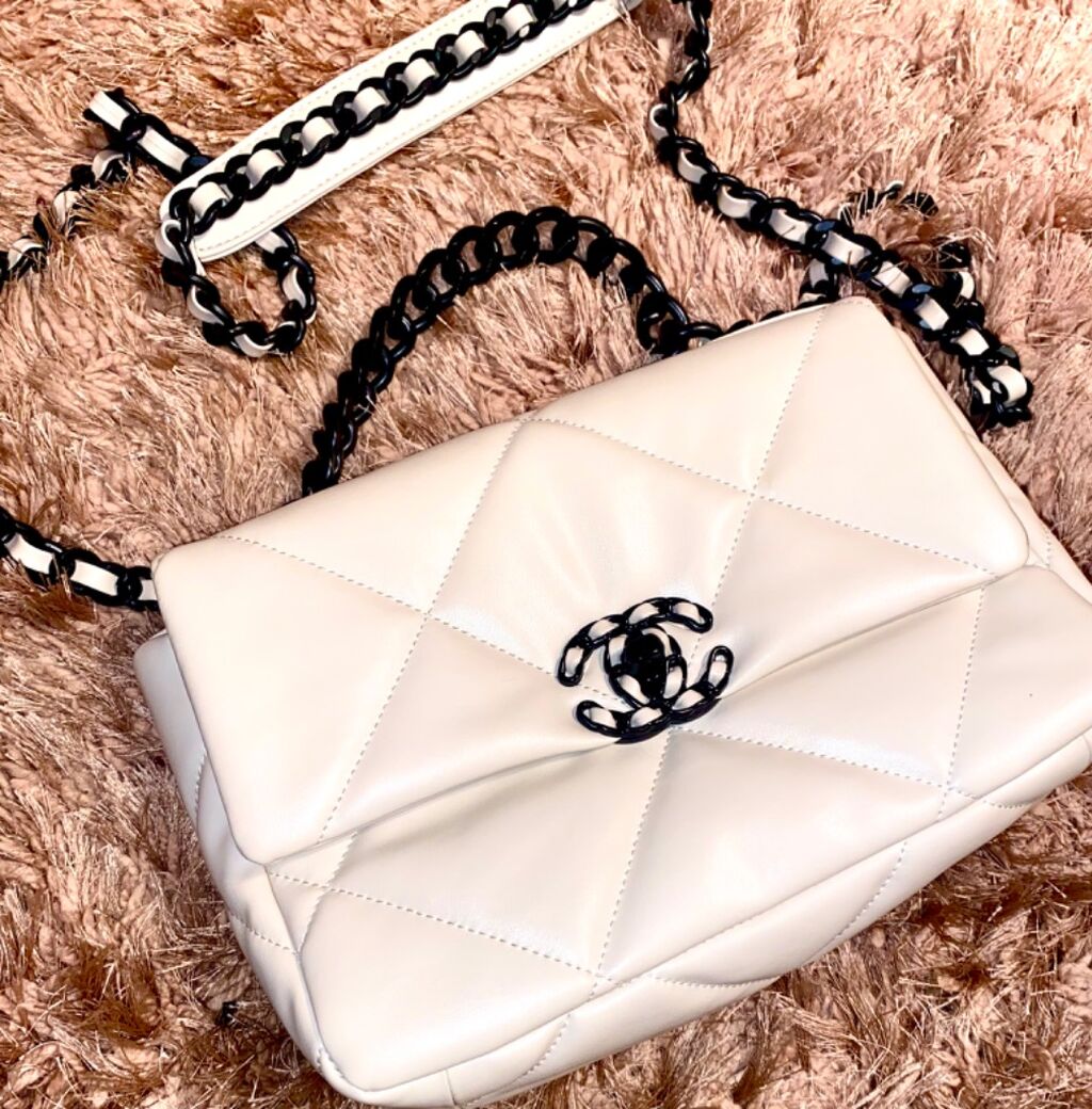 Chanel White Quilted Crossbody