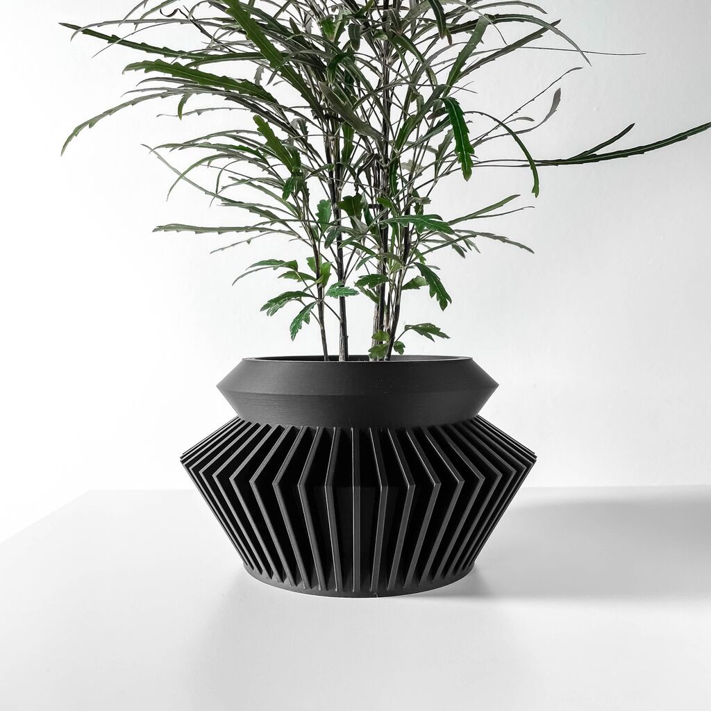 Quano Planter Pot