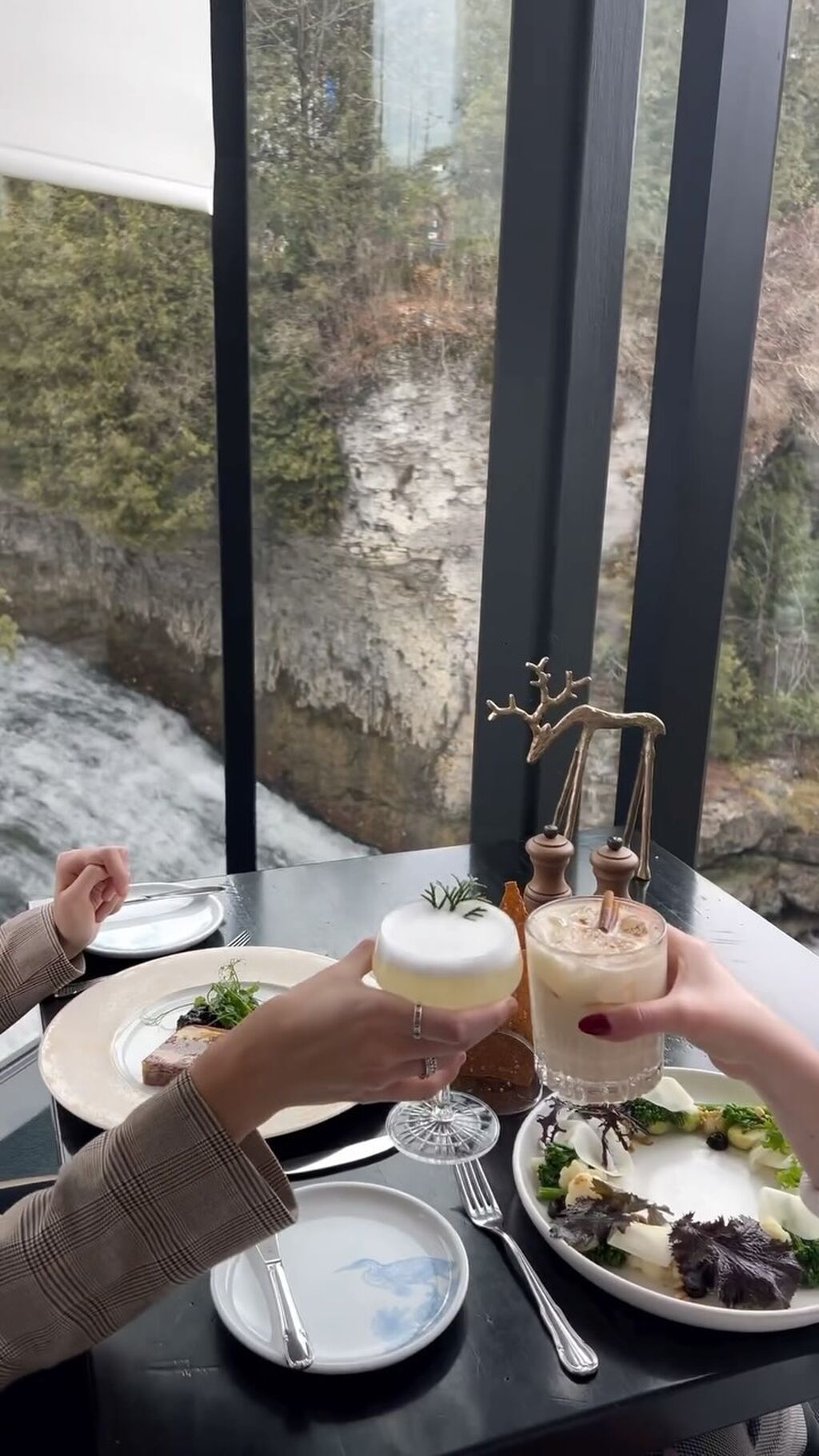 7-romantic-feast-on-restaurants-to-take-your-sweetheart-this-valentines-day/