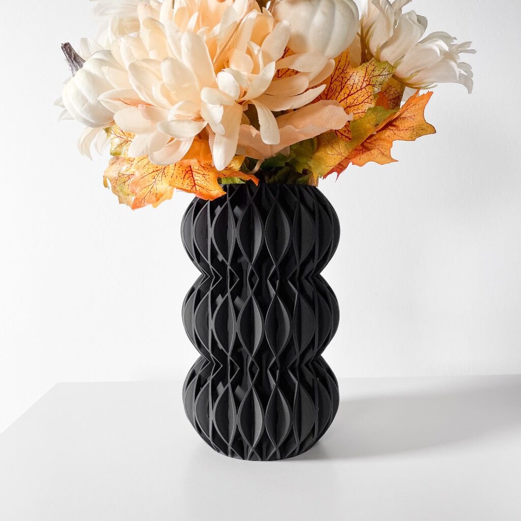 Revan Vase
