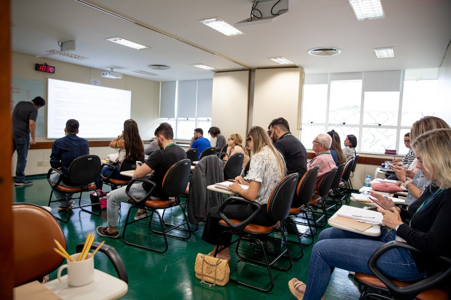 Volta &agrave;s aulas