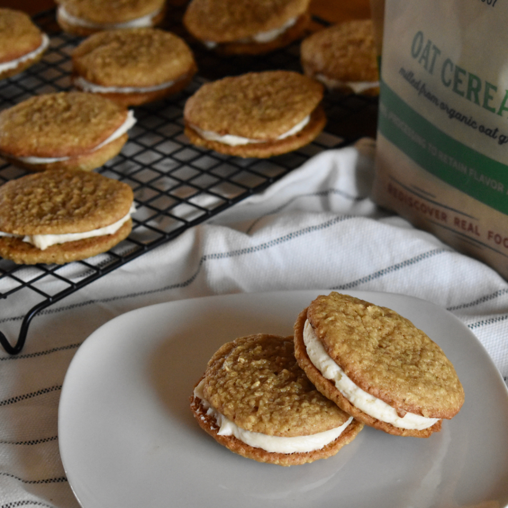 HOMEMADE HERITAGE OATMEAL CREAM PIES