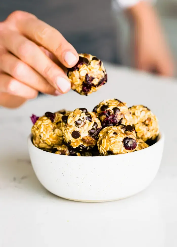 No Bake Oatmeal Energy Balls