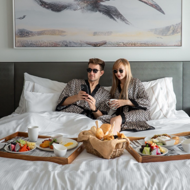 In-Room Dining Menu