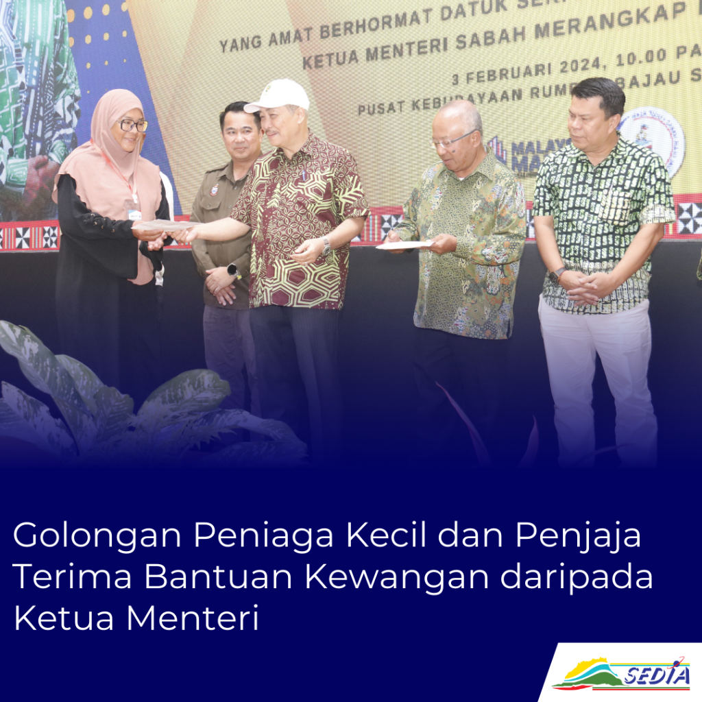 Golongan Peniaga Kecil dan Penjaja Terima Bantuan Kewangan daripada Ketua Menteri