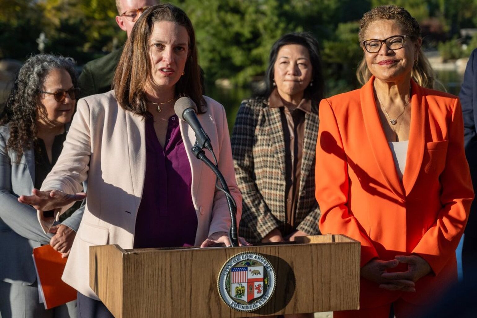 City of LA adopts Master leasing