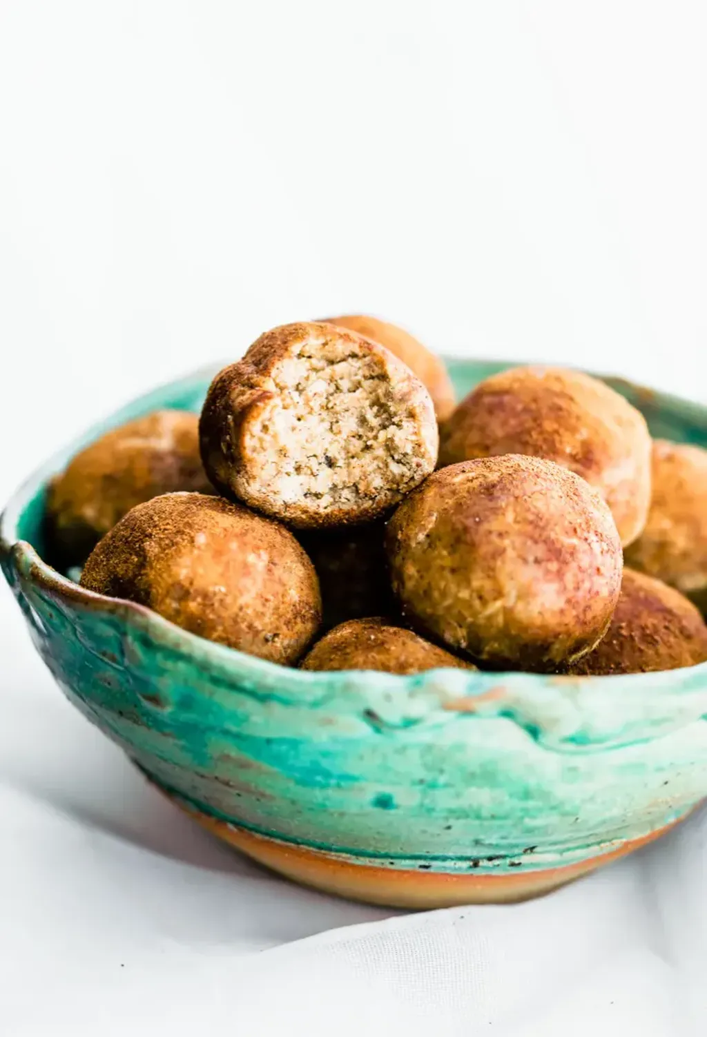 Cinnamon Breakfast Balls with Protein